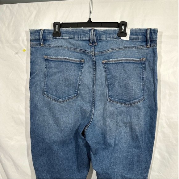 NEW Good American [ 20‎ ] High Rise Good Classic Bootcut Raw Hem Jeans - Picture 9 of 16